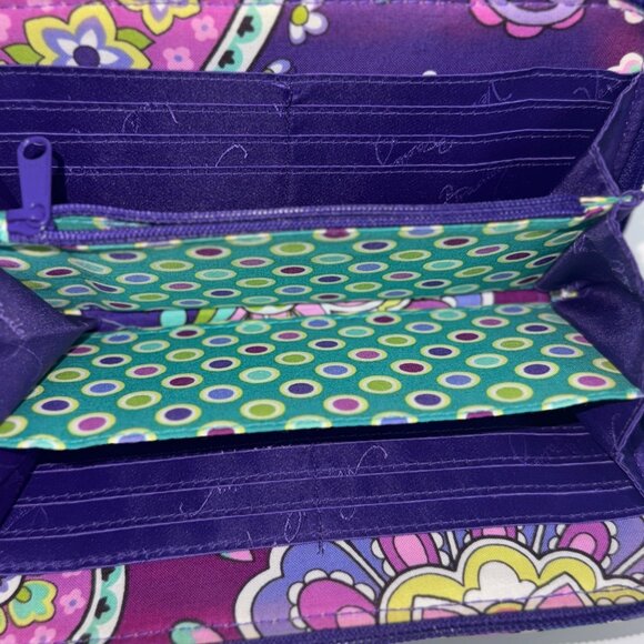 Vera Bradley Zip Around Wallet Paisley Purple Quilted Fabric - Picture 4 of 4